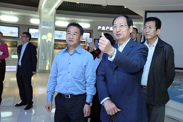 中国外运长航集团副董事长宋德星一行到云天化集团拜访